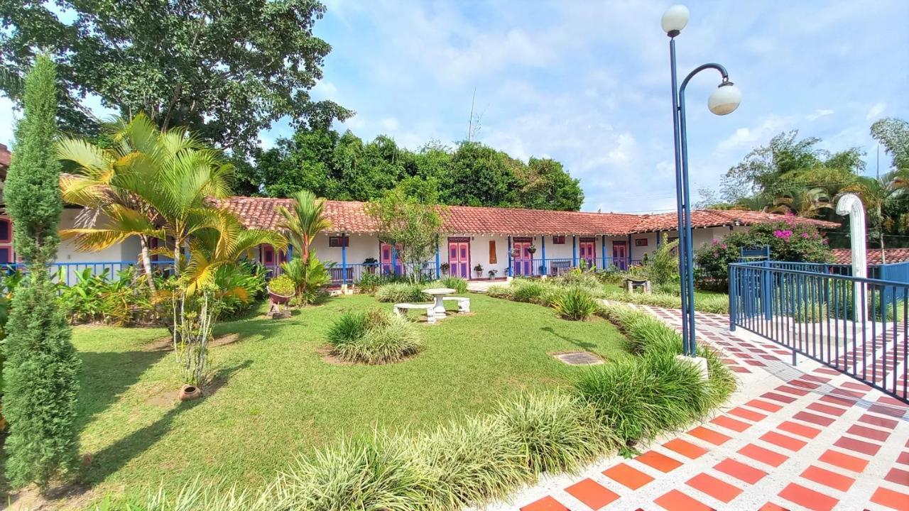 Finca Hotel Villa Del Sol 普韦布洛保 外观 照片