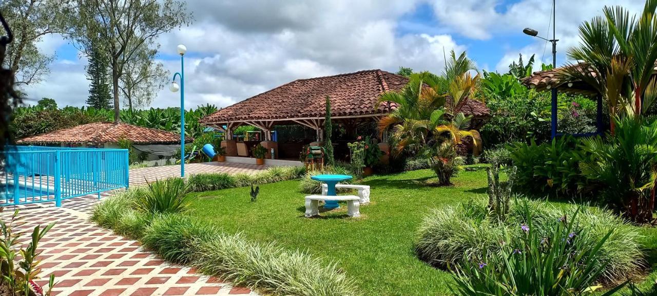 Finca Hotel Villa Del Sol 普韦布洛保 外观 照片