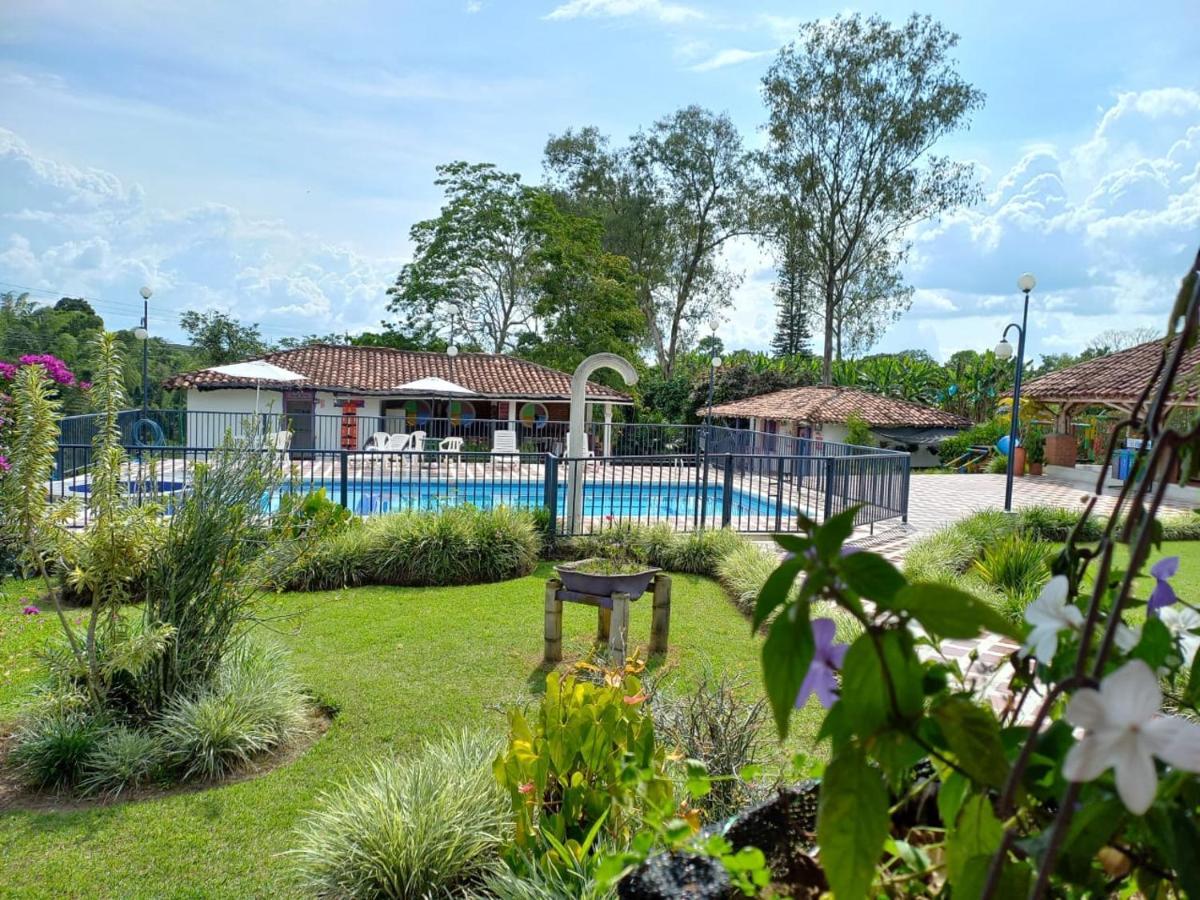 Finca Hotel Villa Del Sol 普韦布洛保 外观 照片