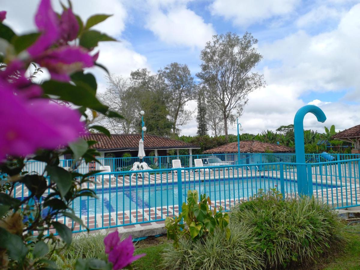 Finca Hotel Villa Del Sol 普韦布洛保 外观 照片
